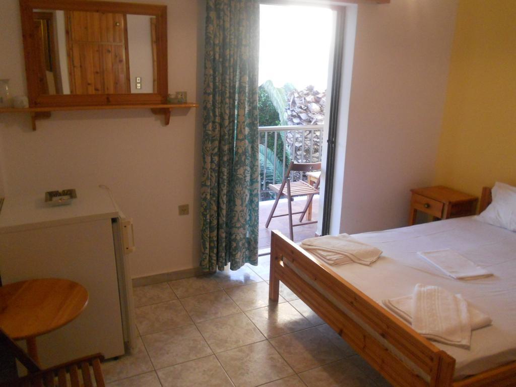 Assimakis Hotel Finikúnda Szoba fotó