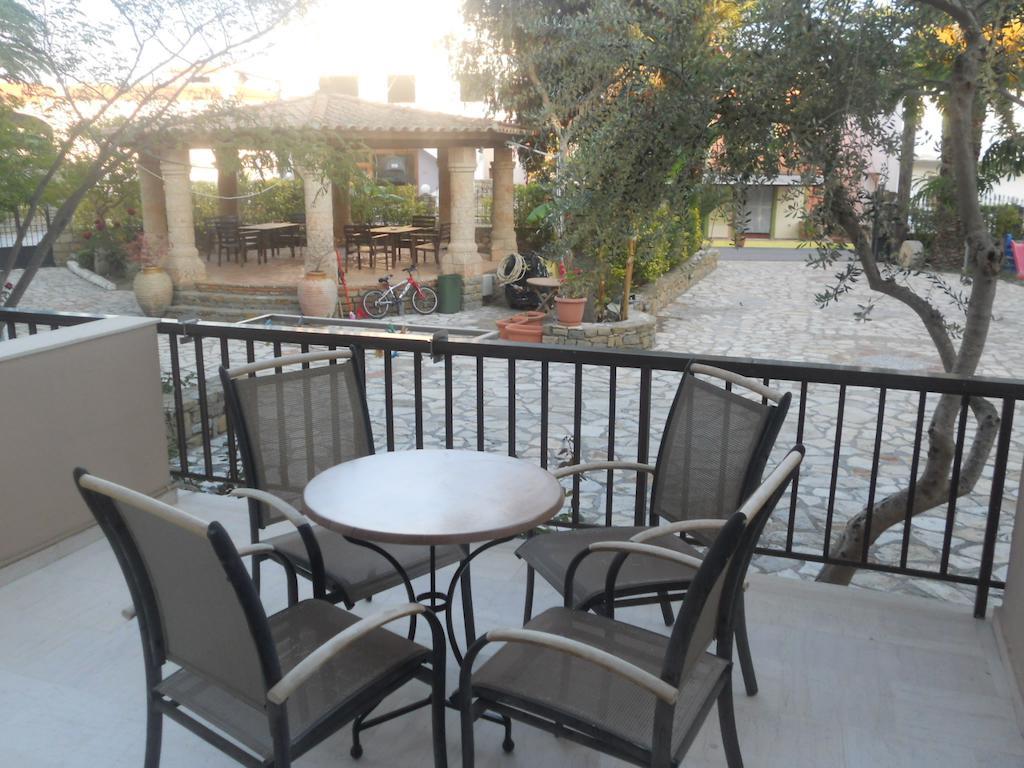 Assimakis Hotel Finikúnda Szoba fotó